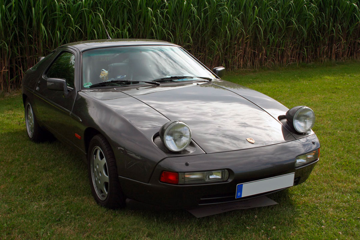 porsche 928 s4