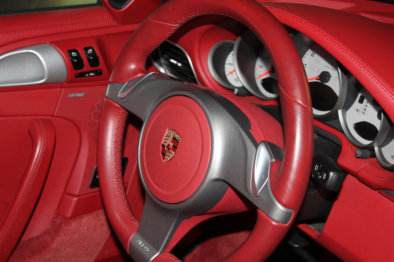 volante porsche moderno